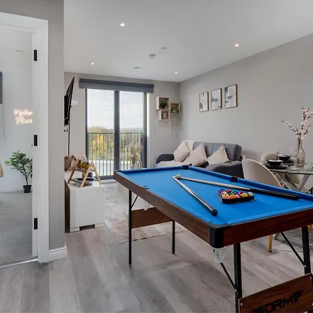 Springwell Suite - City Centre - Balcony & Pool Table - 3 Bed Leeds  Exterior photo
